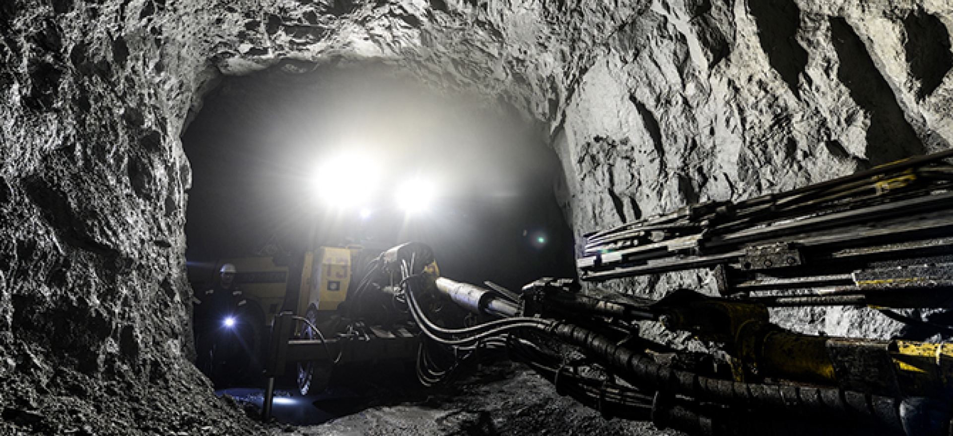 Шахтострой